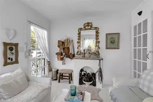 2562 Ashton Rd, Sarasota, FL 34231 - Photo 10