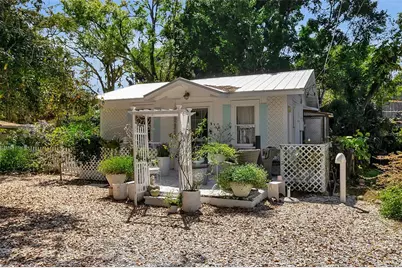 2562 Ashton Road, Sarasota, FL 34231 - Photo 4