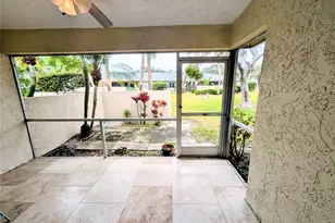 6896 W Country Club Ln, Sarasota, FL 34243 - Photo 22