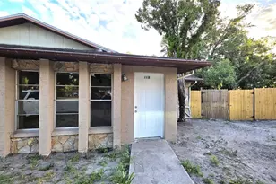 208 58th Ave E, Bradenton, FL 34203 - Photo 2