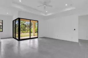 6161 Feise St, Port Charlotte, FL 33981 - Photo 12