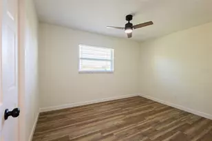 1517 Hallam Ct N, Lakeland, FL 33813 - Photo 22