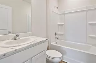 4901 Haines Rd N, Saint Petersburg, FL 33714 - Photo 12