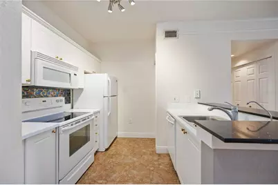 5146 Northridge Road #210, Sarasota, FL 34238 - Photo 8