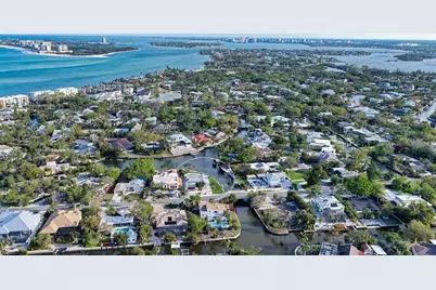 339 Treasure Boat Way, Sarasota, FL 34242 - Photo 2