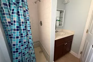 1500 Crest Dr, Englewood, FL 34223 - Photo 10