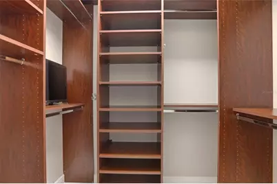 8142 Miramar Way, Lakewood Ranch, FL 34202 - Photo 18