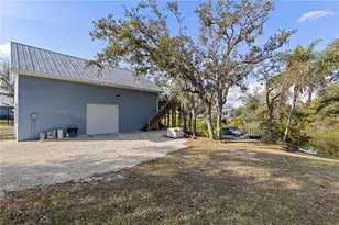 27350 San Carlos Dr, Punta Gorda, FL 33983 - Photo 38