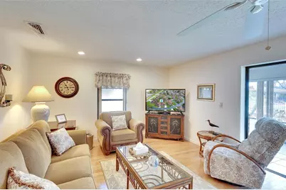 6004 Vivienda Drive #8, Bradenton, FL 34207 - Photo 24