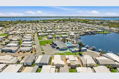 2810 14th Street W, Palmetto, FL 34221 - Photo 32