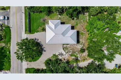 105 Shore Road, Nokomis, FL 34275 - Photo 18
