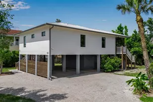 105 Shore Rd, Nokomis, FL 34275 - Photo 1