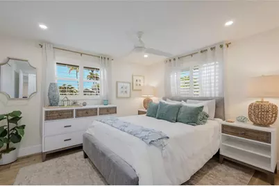 517 70th Street, Holmes Beach, FL 34217 - Photo 20
