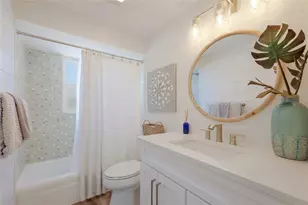 517 70th St, Holmes Beach, FL 34217 - Photo 22