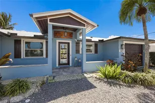 517 70th St, Holmes Beach, FL 34217 - Photo 4