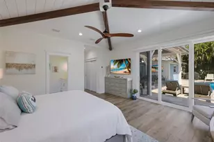 517 70th St, Holmes Beach, FL 34217 - Photo 16