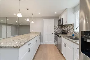 5823 22nd St W, Bradenton, FL 34207 - Photo 12