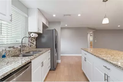 5823 22nd Street W, Bradenton, FL 34207 - Photo 14