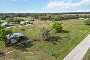 16031 Winburn Dr S, Sarasota, FL 34240 - Photo 44