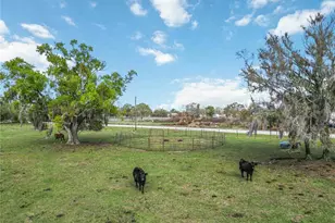 16031 Winburn Dr S, Sarasota, FL 34240 - Photo 38