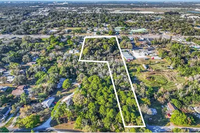 2008 53rd Avenue E, Bradenton, FL 34203 - Photo 2