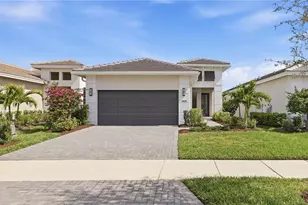 4939 Carova Wy, Bradenton, FL 34211 - Photo 1