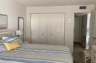 304 47th Ave Dr W, Bradenton, FL 34207 - Photo 8