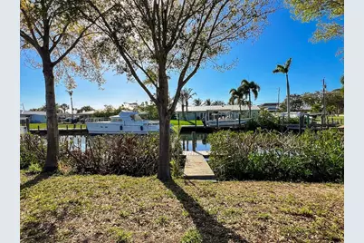 907 22nd Avenue W, Palmetto, FL 34221 - Photo 14