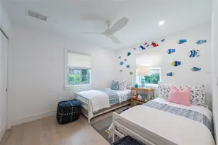 321 Casey Key Rd, Nokomis, FL 34275 - Photo 38
