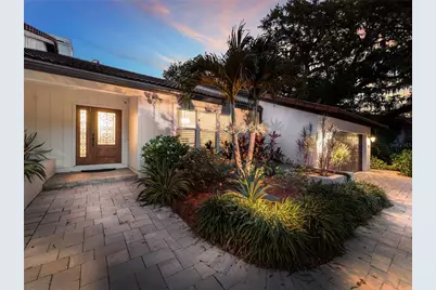 5231 Siesta Cove Drive, Sarasota, FL 34242 - Photo 4