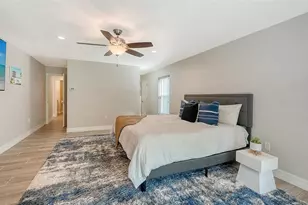 5231 Siesta Cove Dr, Sarasota, FL 34242 - Photo 28