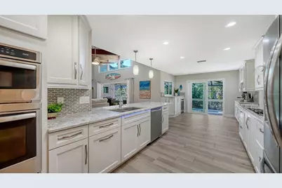 5231 Siesta Cove Drive, Sarasota, FL 34242 - Photo 20