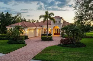 7026 Dominion Ln, Lakewood Ranch, FL 34202 - Photo 2