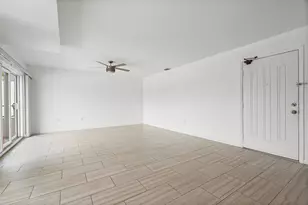 3701 5th Ave, Holmes Beach, FL 34217 - Photo 18