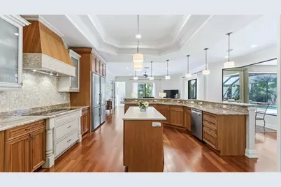 2625 Colony Terrace, Sarasota, FL 34239 - Photo 10