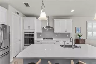 5745 Long Shore Loop, Sarasota, FL 34238 - Photo 10