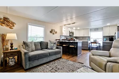 5316 53rd Avenue E #D7, Bradenton, FL 34203 - Photo 4