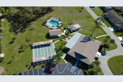 1327 Glendale Circle W #218, Sarasota, FL 34232 - Photo 22