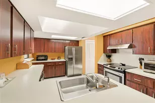 906 Tropical Dr, Bradenton, FL 34208 - Photo 14