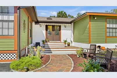906 Tropical Drive, Bradenton, FL 34208 - Photo 2