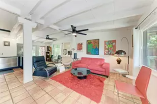 3625 Jacinto Ct, Sarasota, FL 34239 - Photo 4