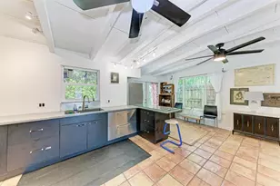 3625 Jacinto Ct, Sarasota, FL 34239 - Photo 8