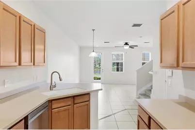3730 82nd Avenue Circle E #104, Sarasota, FL 34243 - Photo 12