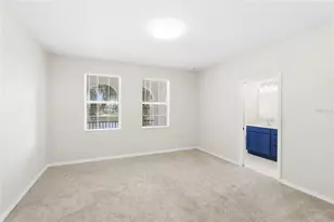 3730 82nd Ave Cir E, Sarasota, FL 34243 - Photo 16