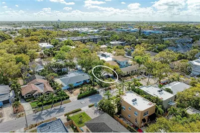 3625 Jacinto Court, Sarasota, FL 34239 - Photo 4