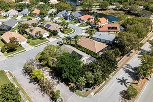 6801 Superior St Cir, Sarasota, FL 34243 - Photo 48