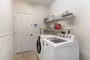 6801 Superior St Cir, Sarasota, FL 34243 - Photo 38