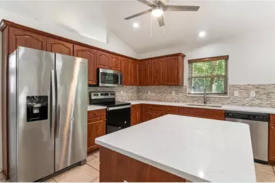 6801 Superior Street Circle, Sarasota, FL 34243 - Photo 12