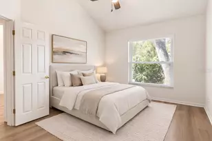 6801 Superior St Cir, Sarasota, FL 34243 - Photo 32