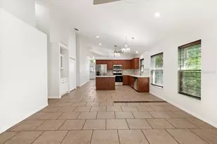 6801 Superior St Cir, Sarasota, FL 34243 - Photo 12